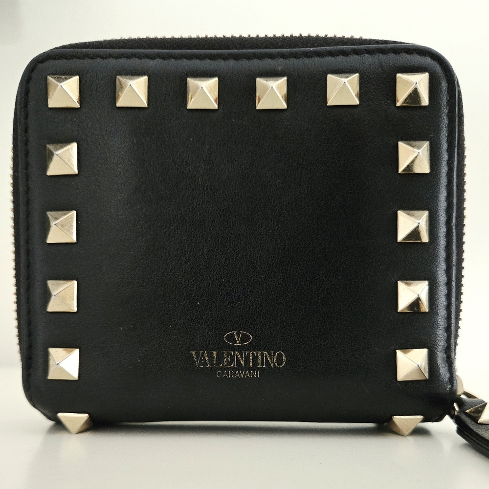 Authentic VALENTINO Garavani Rockstud Bifold Compact Wallet Card Holder Clutch - Picture 2 of 15